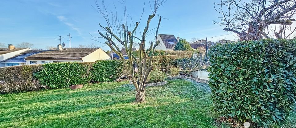 Maison 5 pièces de 100 m² à Magnanville (78200)