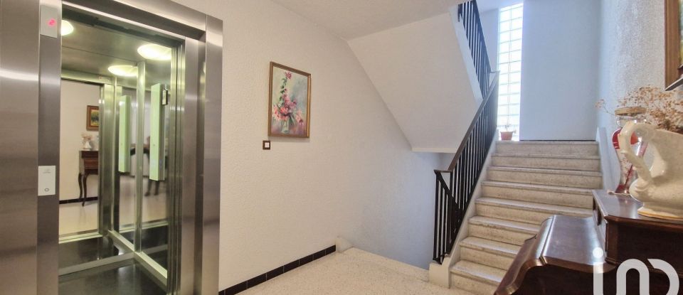 Appartement 4 pièces de 81 m² à Nice (06000)