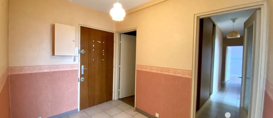 Appartement 4 pièces de 87 m² à Poitiers (86000)
