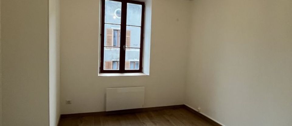 Apartment 3 rooms of 44 m² in Vaucouleurs (55140)
