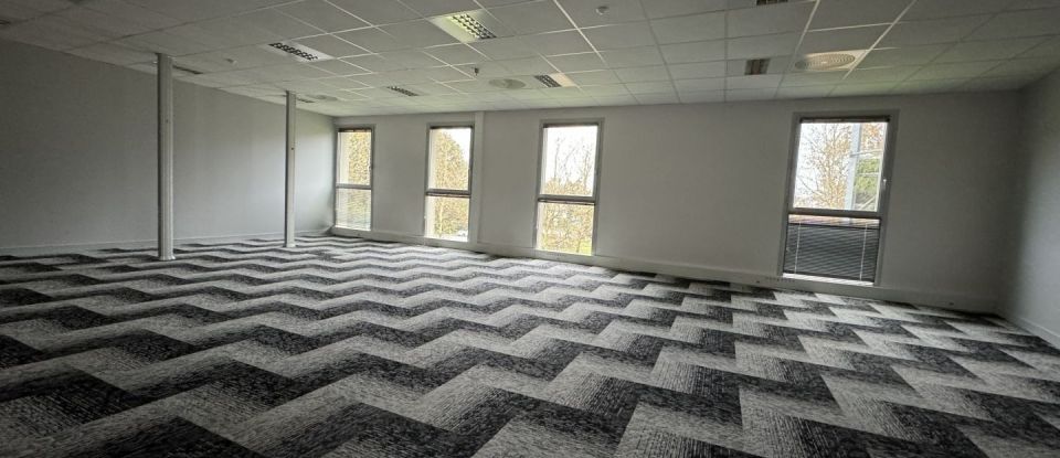 Bureaux de 890 m² à Pau (64000)