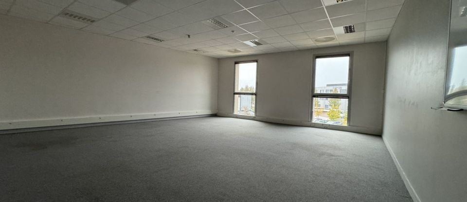 Bureaux de 890 m² à Pau (64000)