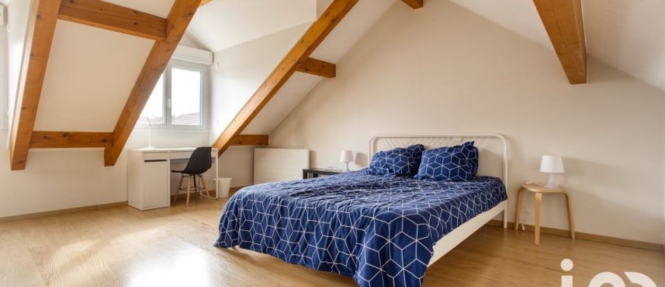 Duplex 4 rooms of 75 m² in Saint-Genis-Pouilly (01630)