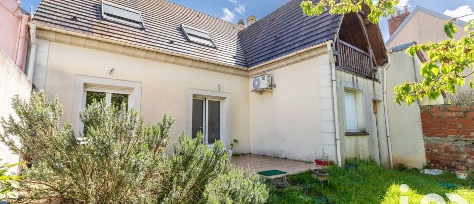 Maison traditionnelle 6 pièces de 112 m² à Savigny-sur-Orge (91600)