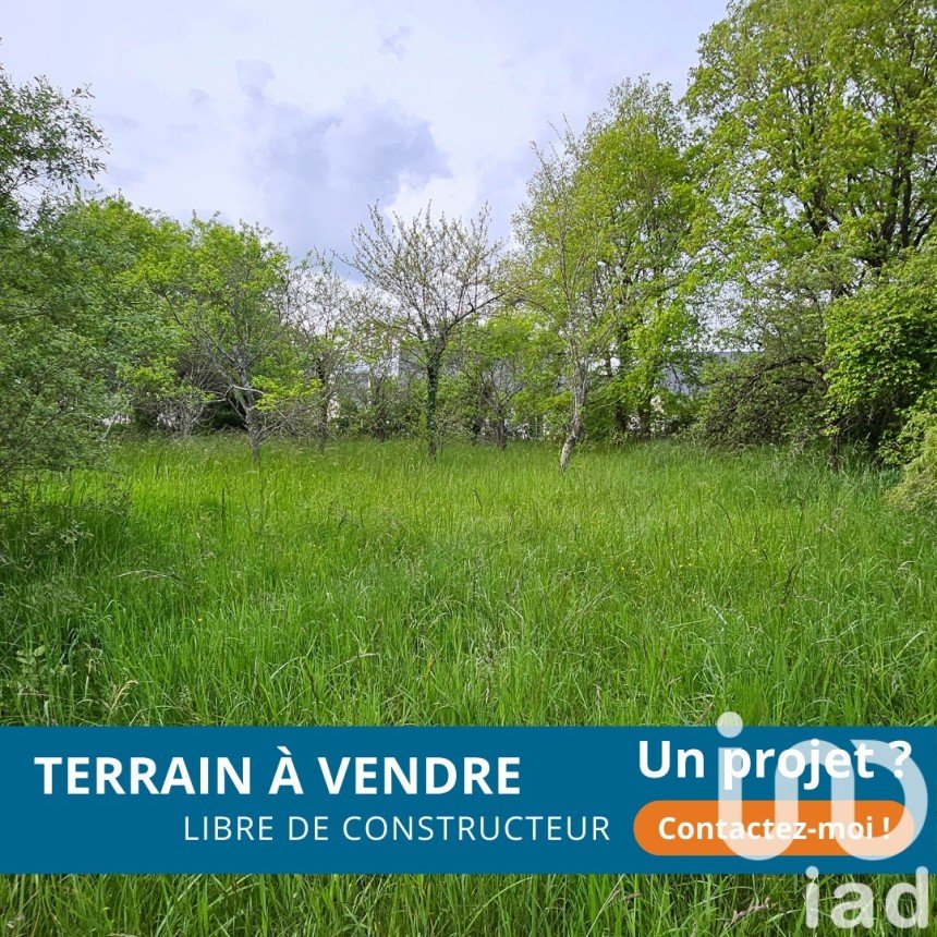 Terrain de 886 m² à Savonnières (37510)