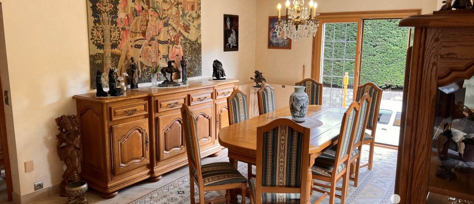 Traditional house 9 rooms of 276 m² in Claye-Souilly (77410)