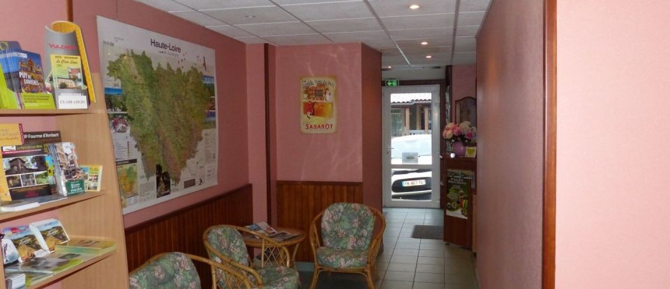 Hotel-restaurant of 710 m² in Laussonne (43150)