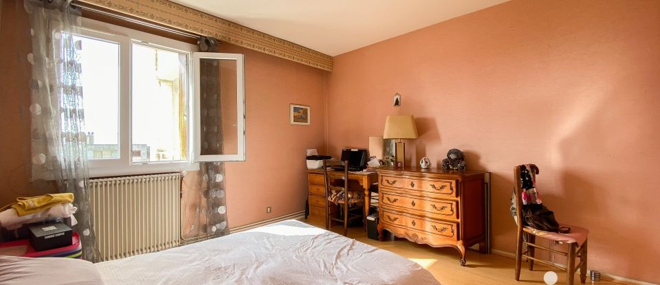 Appartement 3 pièces de 97 m² à Salon-de-Provence (13300)