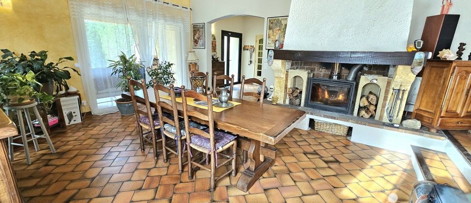 House 6 rooms of 170 m² in Bagnols-sur-Cèze (30200)