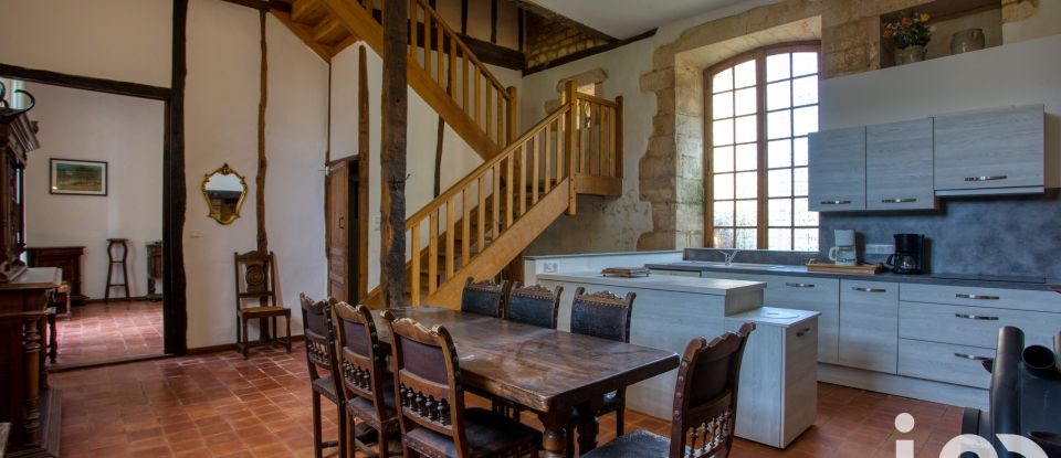 House 4 rooms of 158 m² in Cénac-et-Saint-Julien (24250)