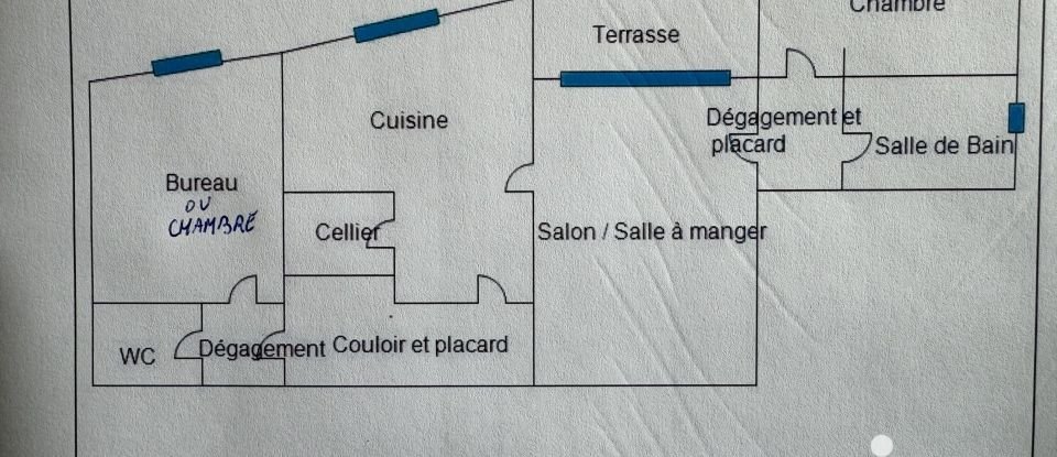 Appartement 3 pièces de 77 m² à Manosque (04100)