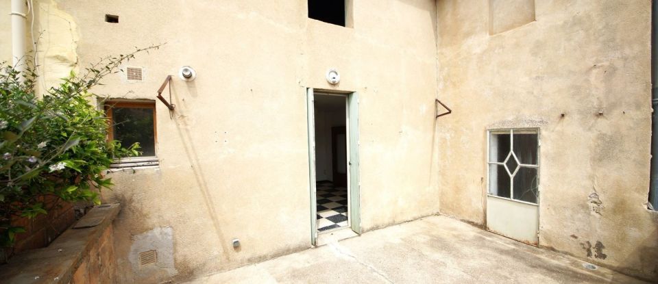 Town house 4 rooms of 110 m² in Uzès (30700)