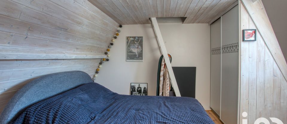 Maison 4 pièces de 66 m² à Saint-Geniès (24590)