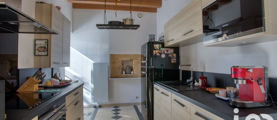 Maison 4 pièces de 66 m² à Saint-Geniès (24590)