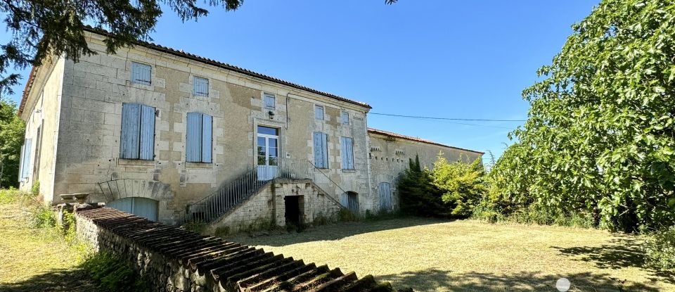 Domaine 18 pièces de 414 m² à Saint-Martial (16190)