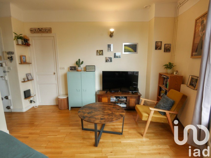 Appartement 2 pièces de 34 m² à Cachan (94230)