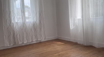 Appartement 4 pièces de 94 m² à Lourdes (65100)