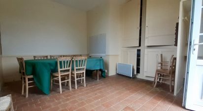 Traditional house 4 rooms of 90 m² in Saint-Pierre-en-Auge (14170)