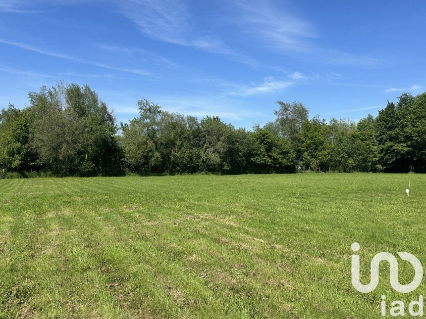 Land of 2,096 m² in Taupont (56800)