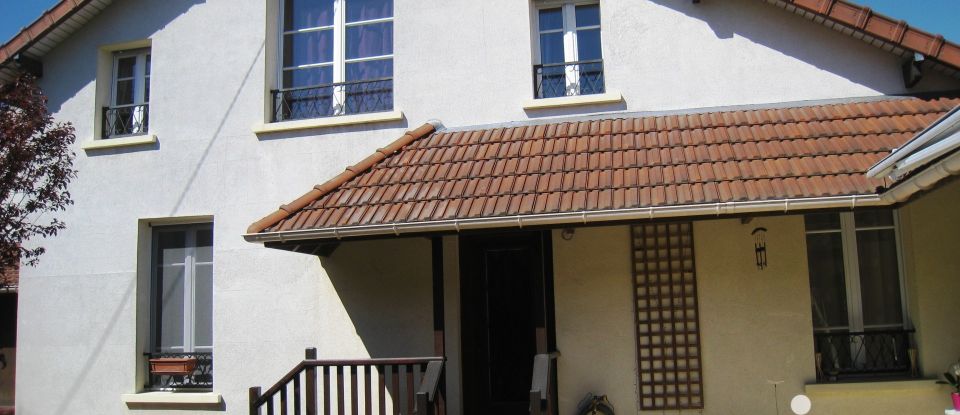 Traditional house 4 rooms of 113 m² in Paray-Vieille-Poste (91550)