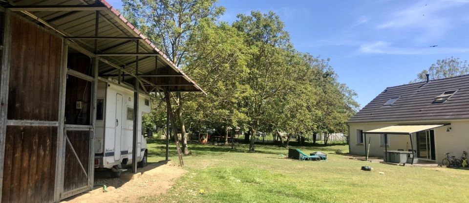 House 8 rooms of 150 m² in Bengy-sur-Craon (18520)