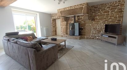 House 7 rooms of 176 m² in Fougères (35300)