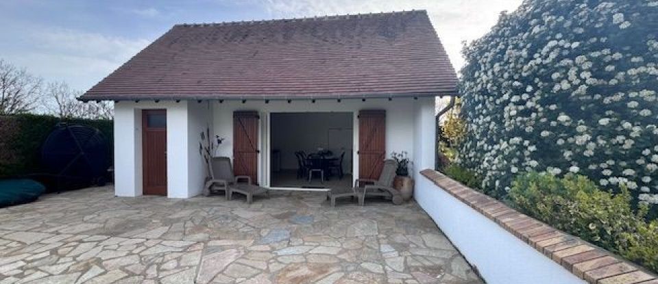 House 6 rooms of 135 m² in Le Magny (36400)