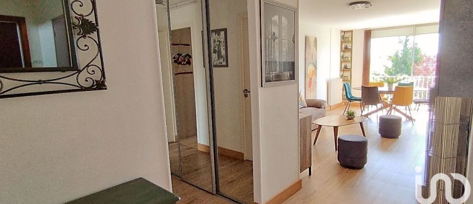 Appartement 3 pièces de 71 m² à Thiais (94320)