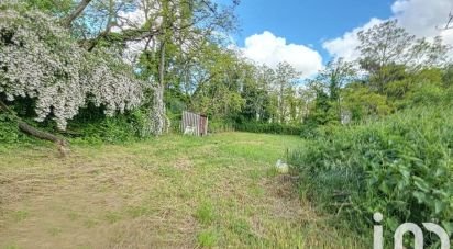 Land of 971 m² in Maisse (91720)