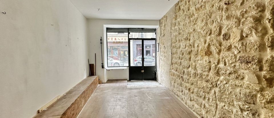 Retail property of 34 m² in Paris (75011)