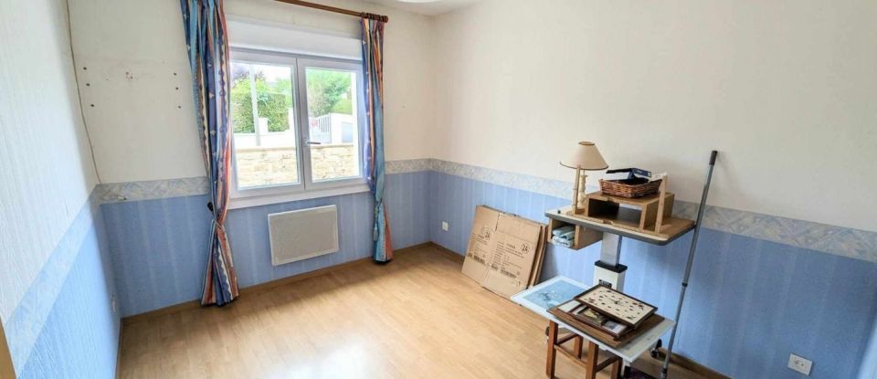 House 4 rooms of 81 m² in Douvres-la-Délivrande (14440)