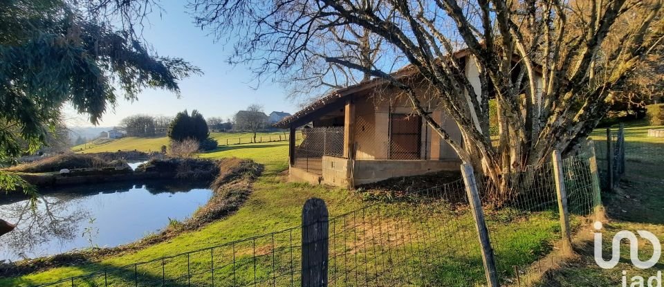 Traditional house 8 rooms of 198 m² in Asprières (12700)