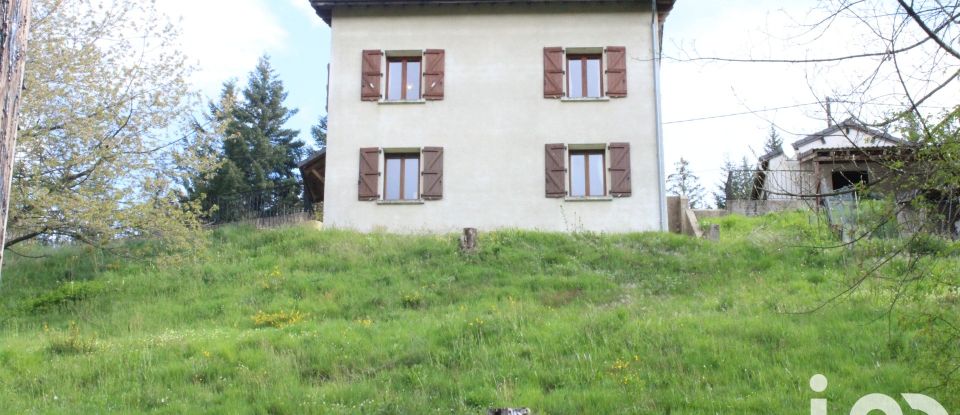 Maison 7 pièces de 137 m² à La Bastide-Puylaurent (48250)