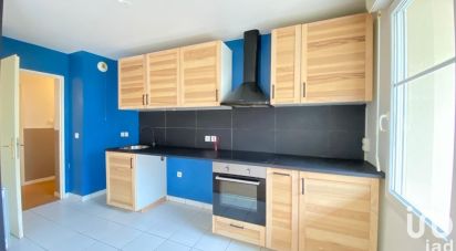 Apartment 3 rooms of 62 m² in Trappes (78190)