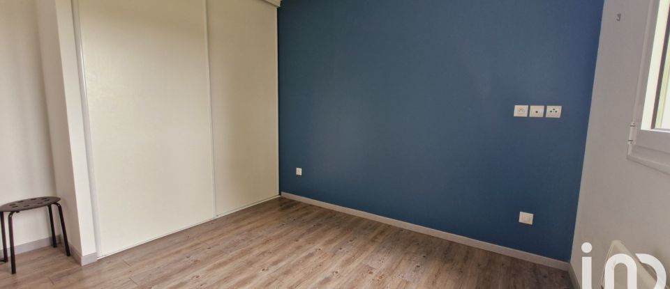 Maison 4 pièces de 92 m² à Créon (33670)