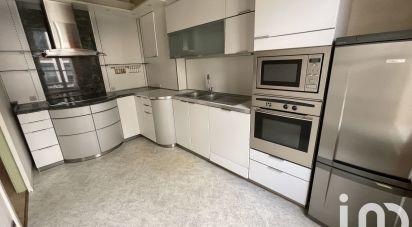 Maison 9 pièces de 178 m² à Lille (59800)