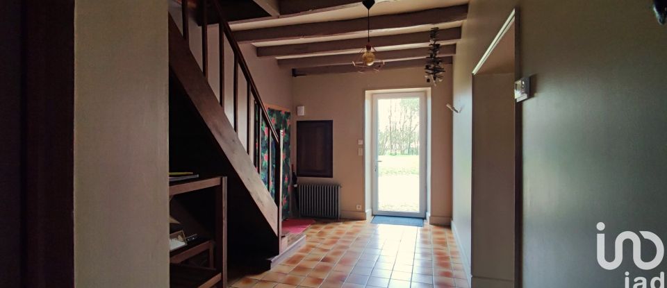 Longere 6 rooms of 170 m² in Amailloux (79350)