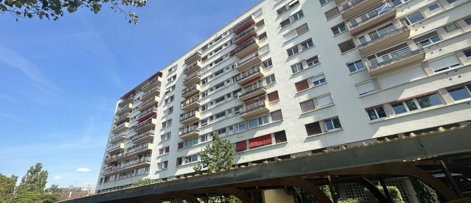 Appartement 3 pièces de 64 m² à Antony (92160)