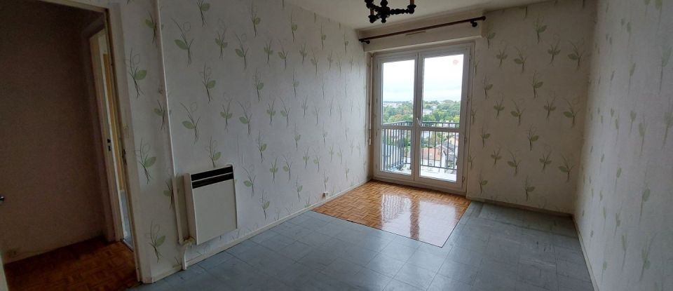 Apartment 5 rooms of 75 m² in Limoges (87000)