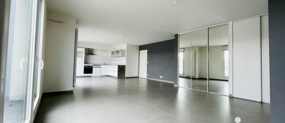 Appartement 5 pièces de 102 m² à Reims (51100)