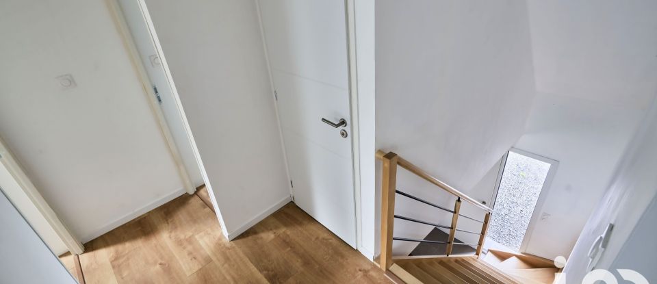 Maison 5 pièces de 135 m² à Rosult (59230)