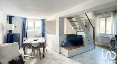 House 4 rooms of 83 m² in La Tour-d'Aigues (84240)