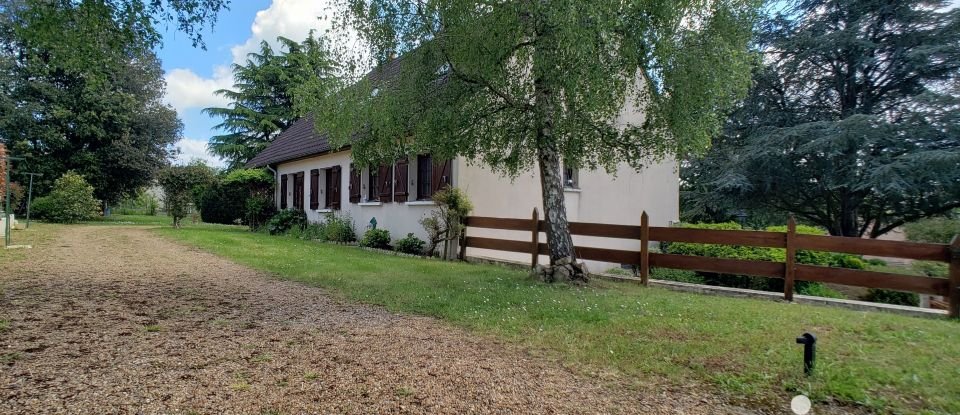 Traditional house 5 rooms of 130 m² in Montfort-le-Gesnois (72450)