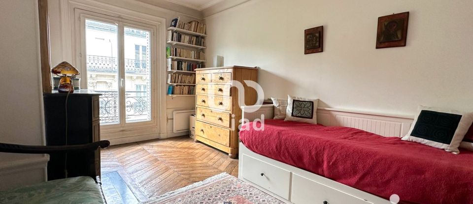 Apartment 4 rooms of 74 m² in Paris (75018)