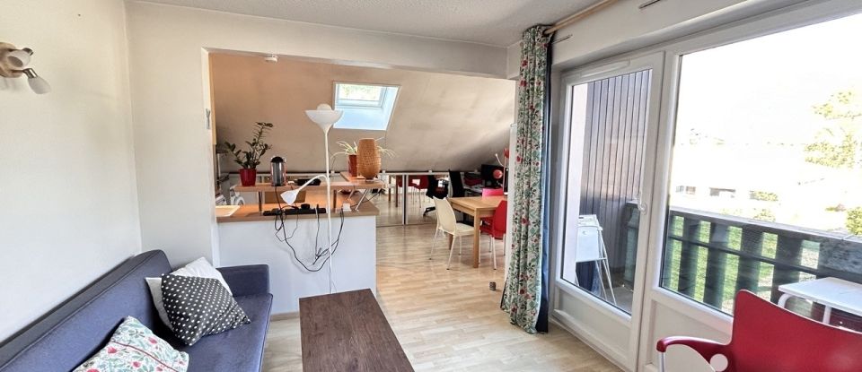 Appartement 4 pièces de 57 m² à Le Bourg-d'Oisans (38520)