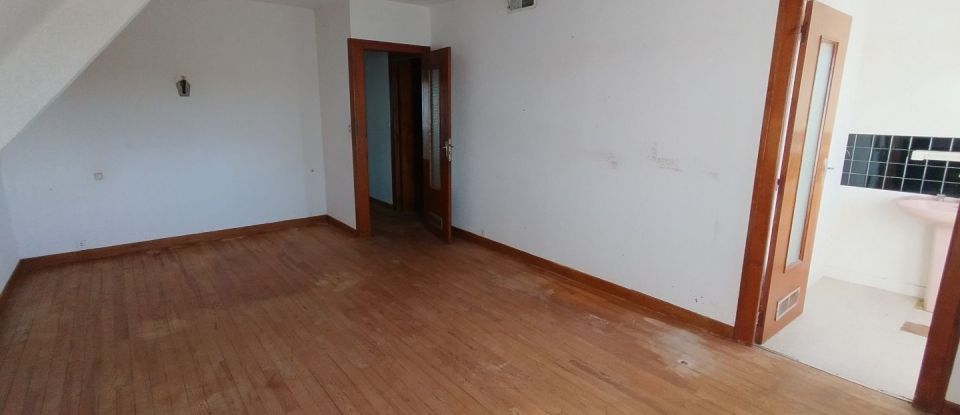 Maison 8 pièces de 130 m² à Pleumeur-Bodou (22560)