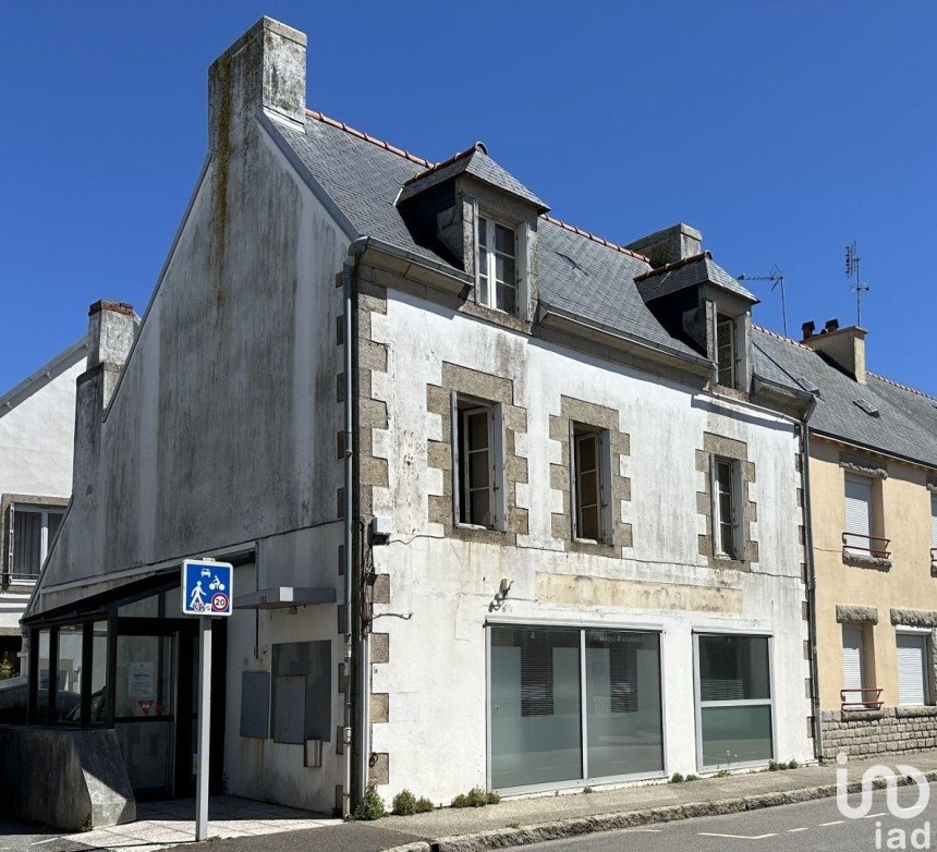 Maison 9 pièces de 180 m² à Guilvinec (29730)