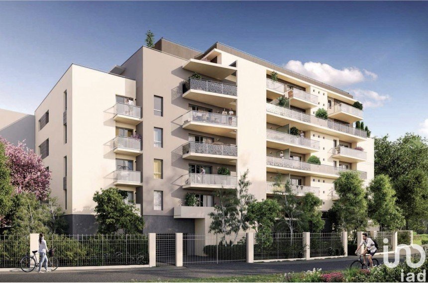 Appartement 4 pièces de 79 m² à Avignon (84000)