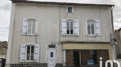 Maison de ville 8 pièces de 178 m² à Chef-Boutonne (79110)