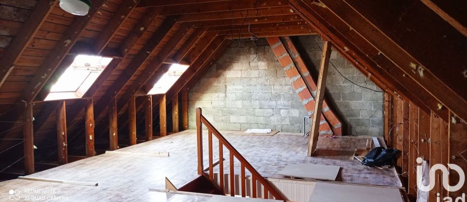 Maison 5 pièces de 90 m² à Pouldergat (29100)